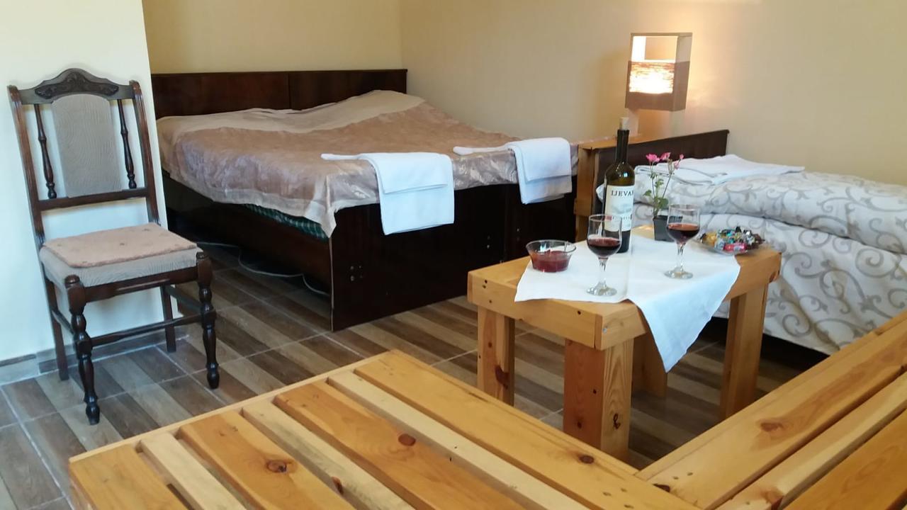Arami Guest House Dilijan Exterior foto
